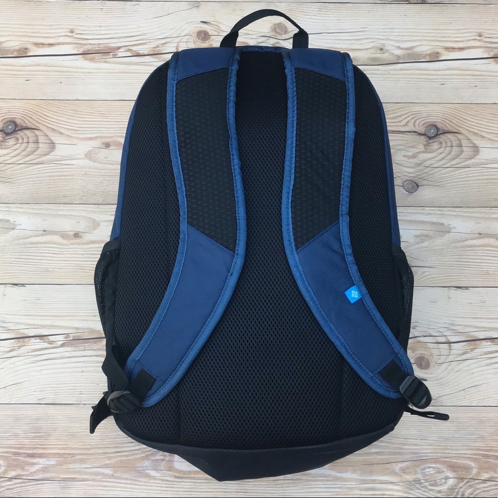 Columbia Multnomah Backpack - Picture 2 of 16